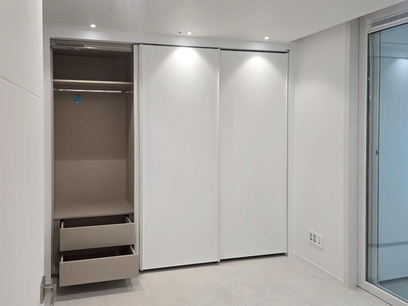 2077751074_vatePb2p_f4ac3ffc75650f3025fd9b3d1b609acd06e45d60.jpg 이미지크게보기