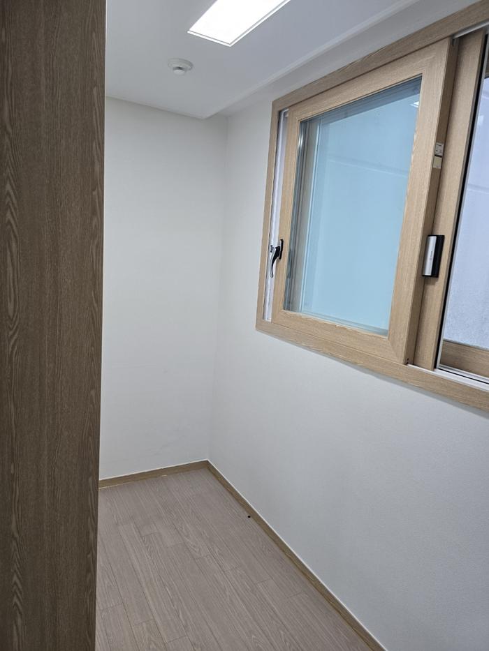 3695294320_iHZcY06P_d0e21aecd5f011f950431fc32b943bc9a3dcf115.jpg 이미지크게보기