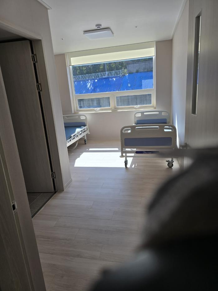 3695294320_lz25Q6aZ_ddc5f4e8c11d642bbee9e50e47a7b9f5656e7665.jpg 이미지크게보기