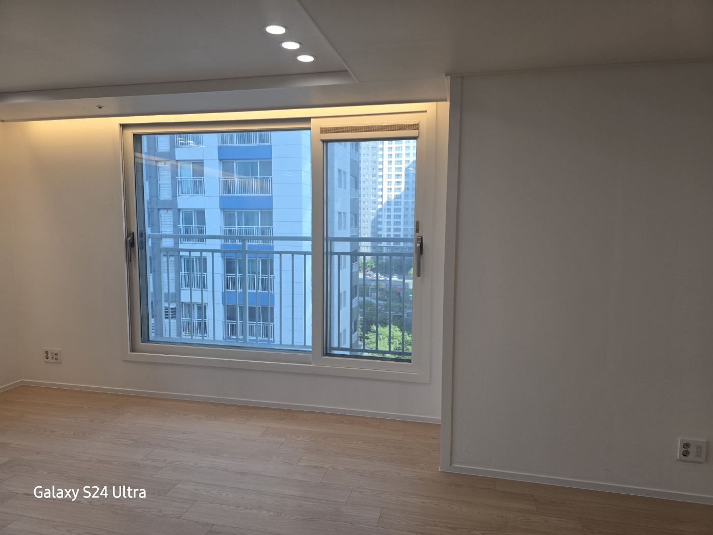 /user/s/sinseong/editor/2505/a0d6d963b59e01adf326e66206d66085_1746502462_3792.jpg 이미지크게보기