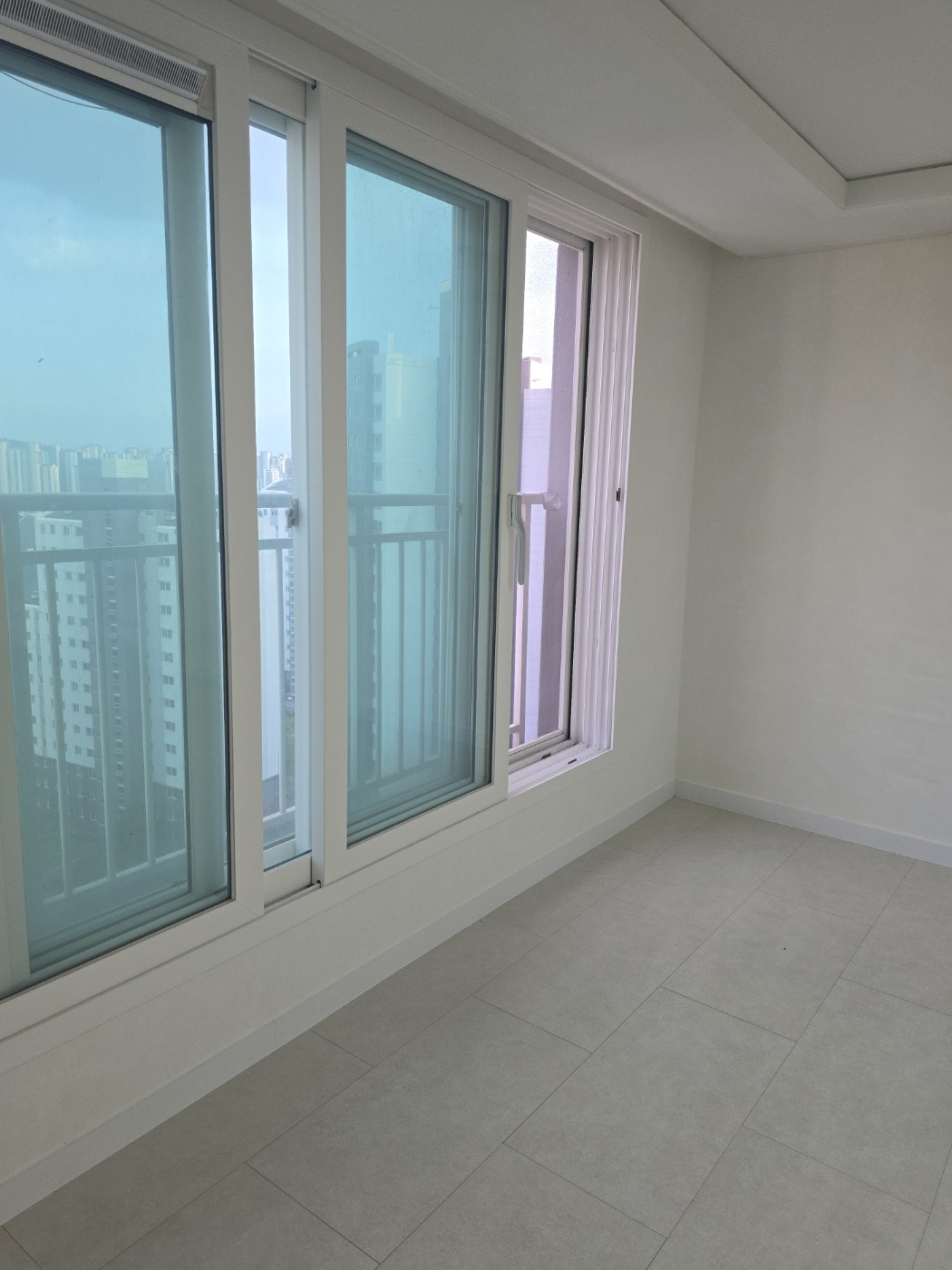 /user/s/sinseong/editor/2507/e4fd4de977d73a0cf898878a08537e10_1752198195_1444.jpg 이미지크게보기