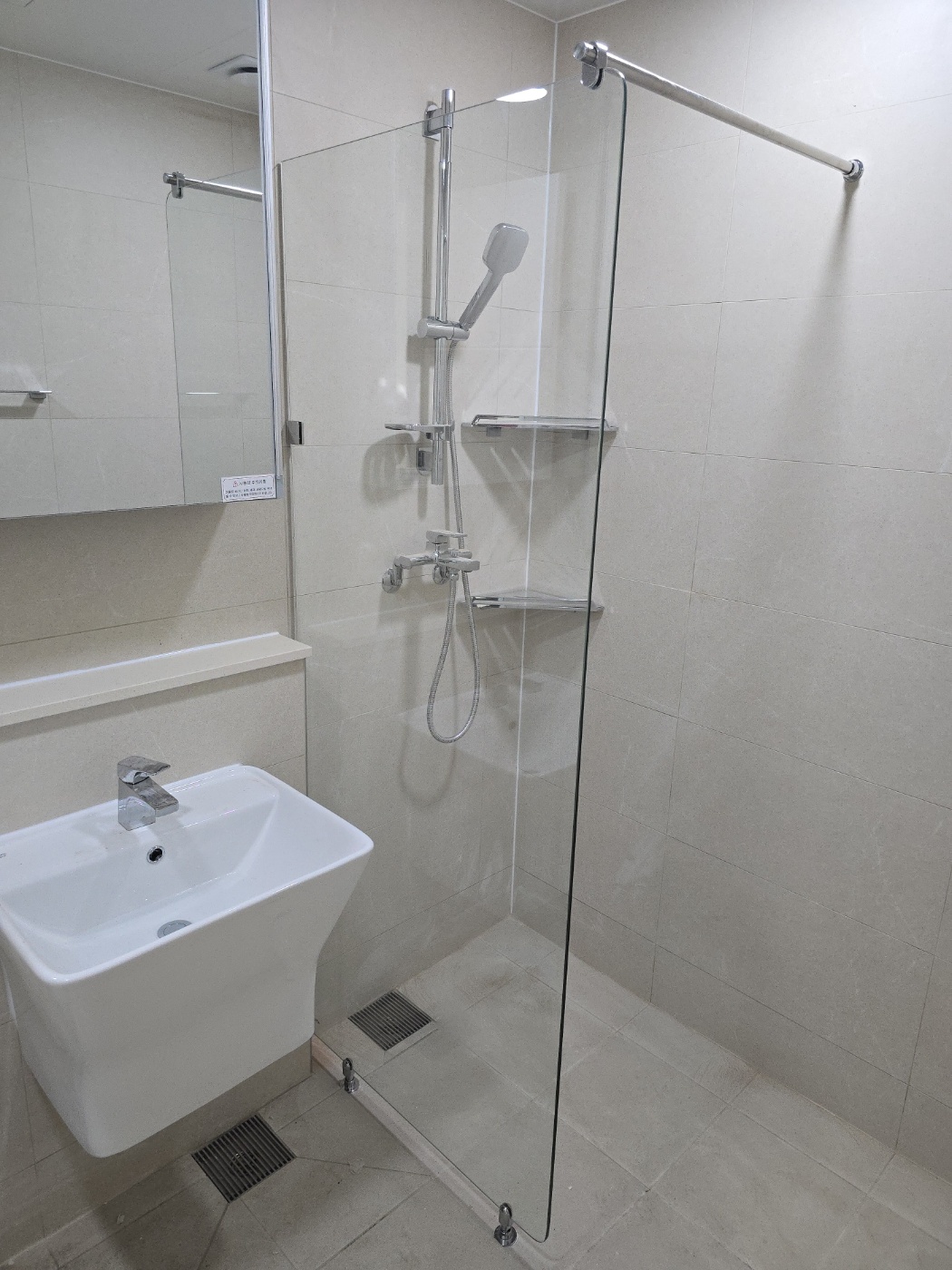 /user/s/sinseong/editor/2507/e4fd4de977d73a0cf898878a08537e10_1752198195_7905.jpg 이미지크게보기