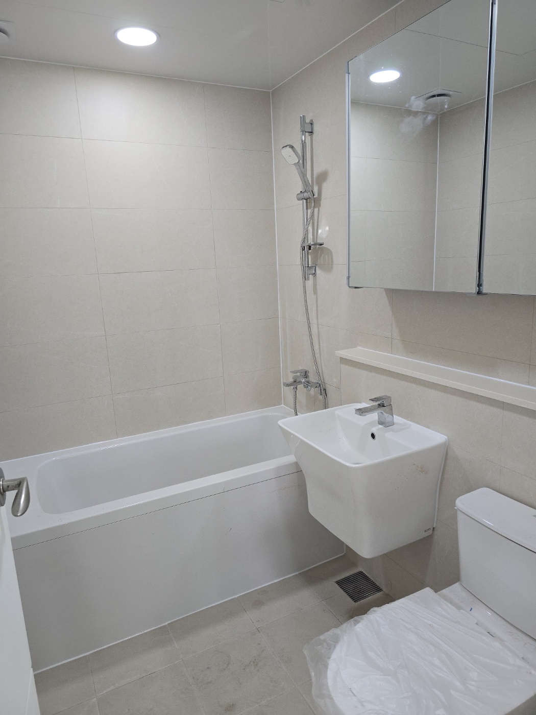 /user/s/sinseong/editor/2507/e4fd4de977d73a0cf898878a08537e10_1752198196_3047.jpg 이미지크게보기